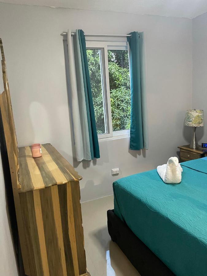 Jamrock Suites Кингстон Экстерьер фото