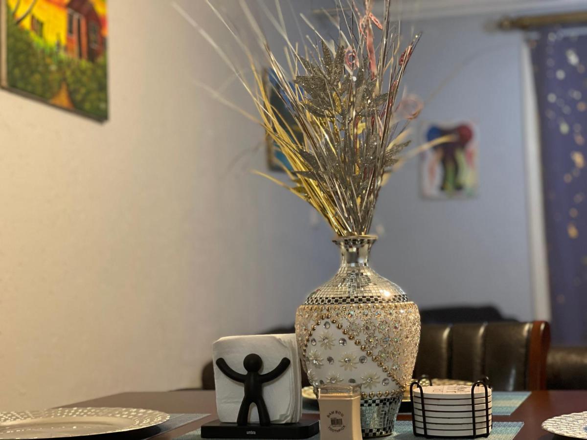 Jamrock Suites Кингстон Экстерьер фото